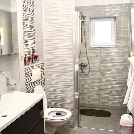 Karla بيت ضيافة